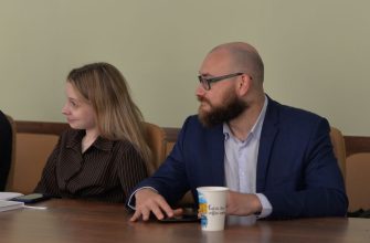 ФОТО: Первая дискуссионная площадка