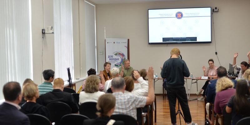 ФОТО: Четвертый круглый стол