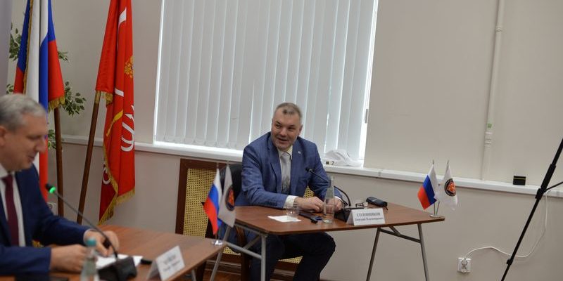 Фото: Шестой круглый стол